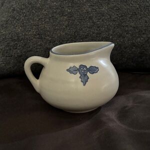 Pfaltzgraff Yorktowne creamer